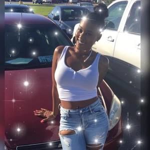 Meet your Posher, Celeste